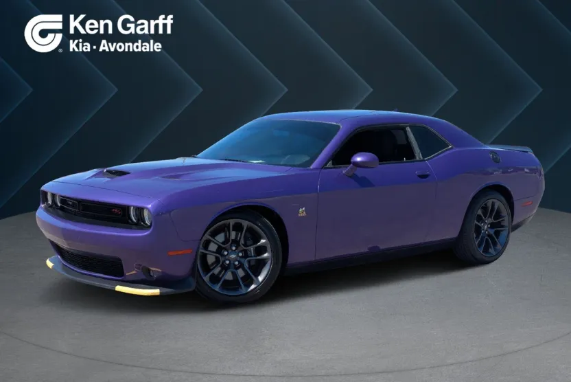 2023 Dodge Challenger R/T Scat Pack photo 1