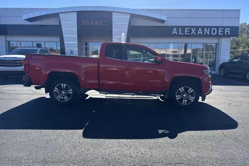 2015 Chevrolet Colorado LT photo 1