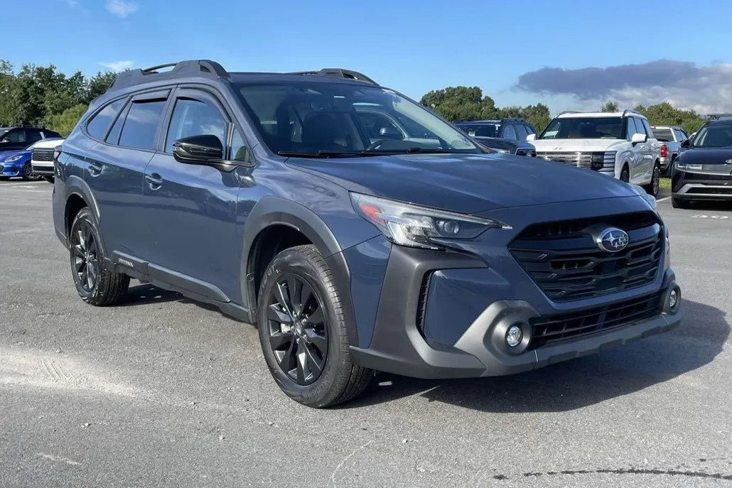 2023 Subaru Outback Onyx Edition XT photo 1