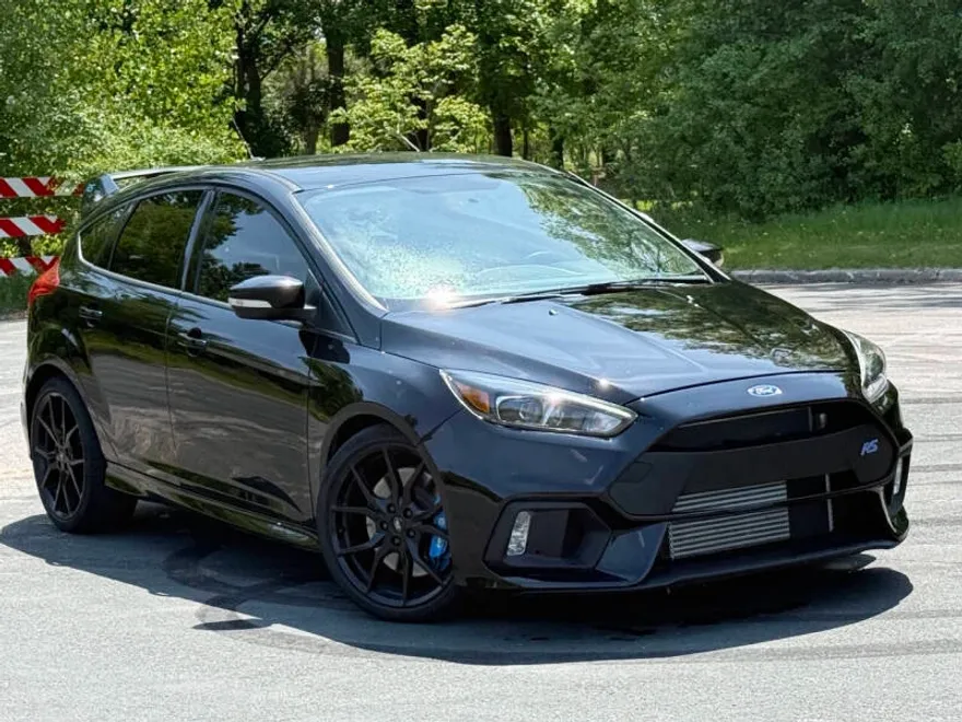 2016 Ford Focus RS photo 1