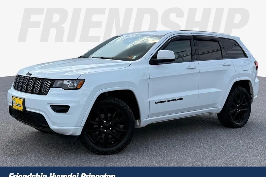 2020 Jeep Grand Cherokee Altitude photo 1