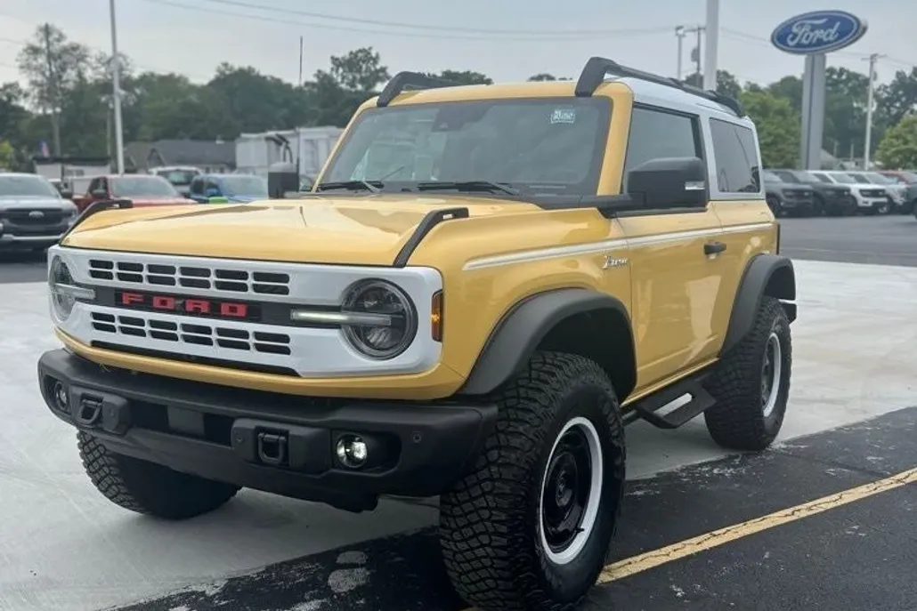 2024 Ford Bronco Heritage Limited First Edition photo 1