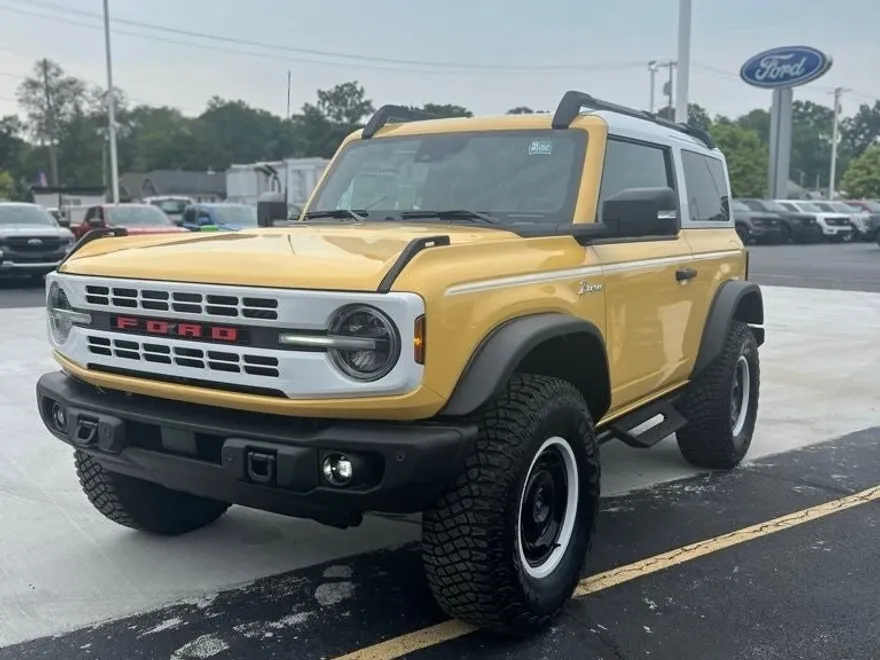 2024 Ford Bronco Heritage Limited First Edition photo 1