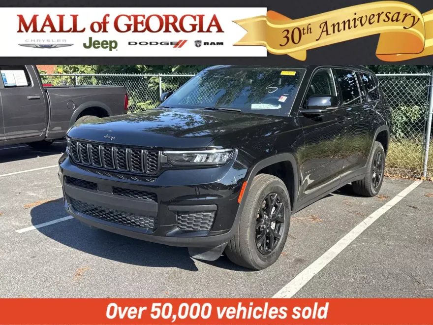 2024 Jeep Grand Cherokee Laredo Altitude photo 1