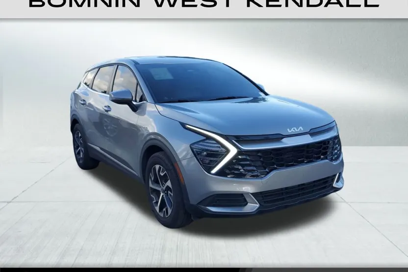 2024 Kia Sportage EX photo 1