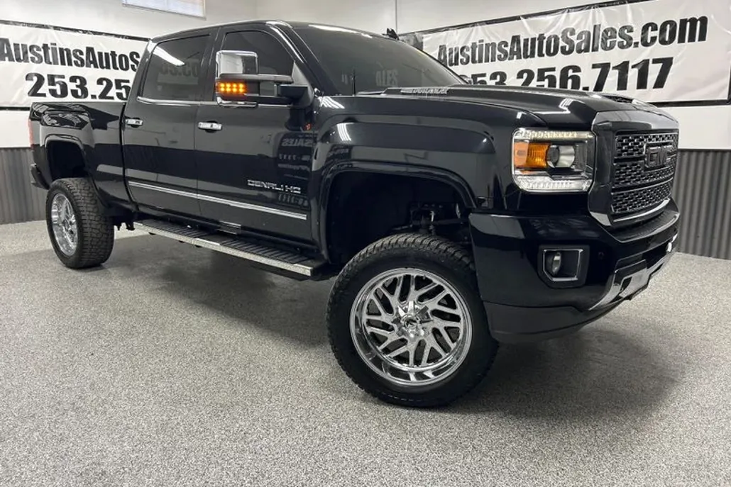 2018 Gmc Sierra 3500 HD Denali photo 1