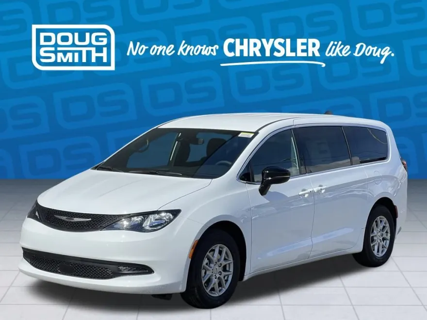 2025 Chrysler Voyager LX photo 1