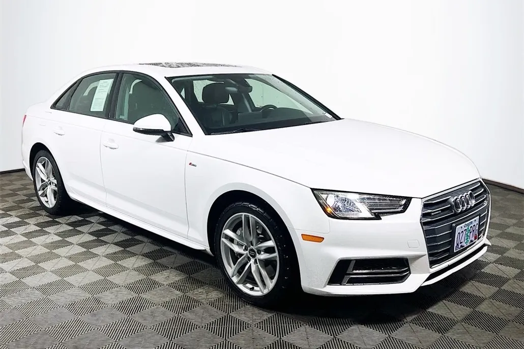 2017 Audi A4 2.0T Premium Quattro photo 1