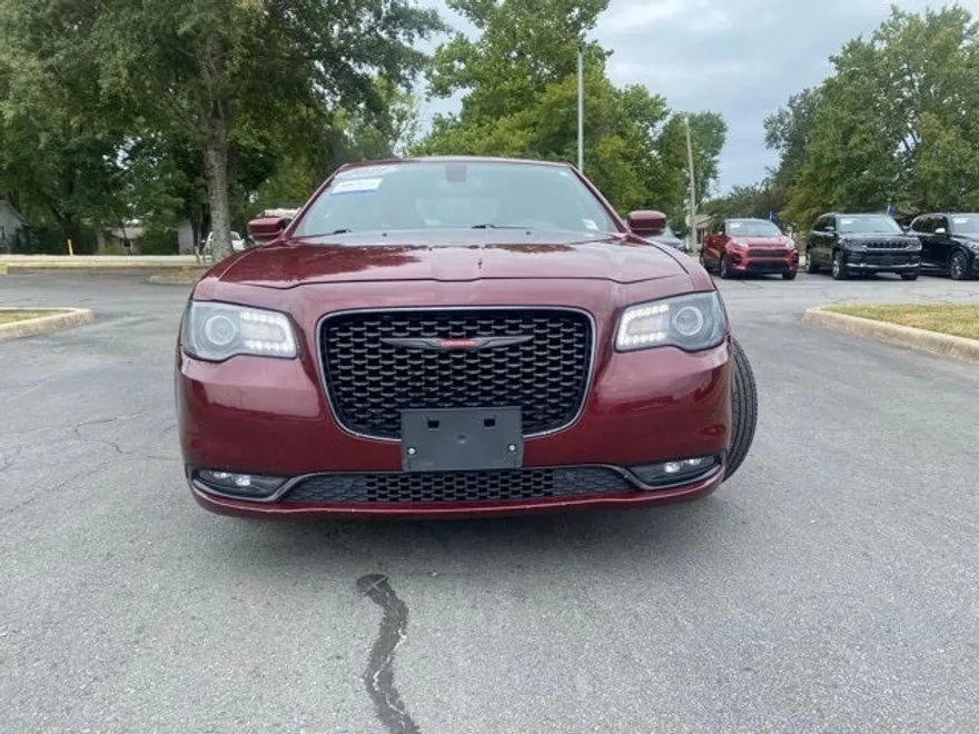 2021 Chrysler 300 S photo 1