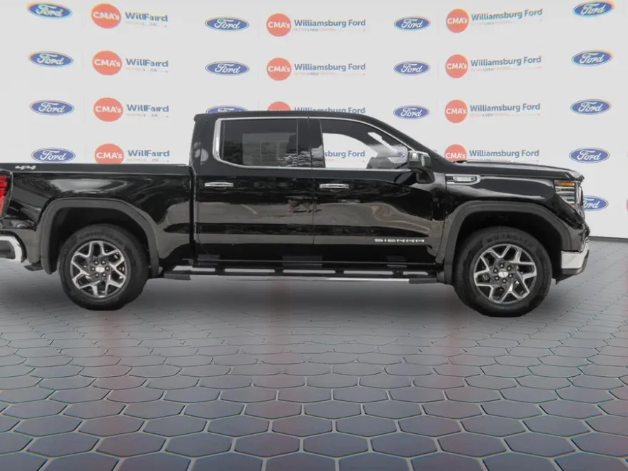 2022 Gmc Sierra 1500 SLT photo 1