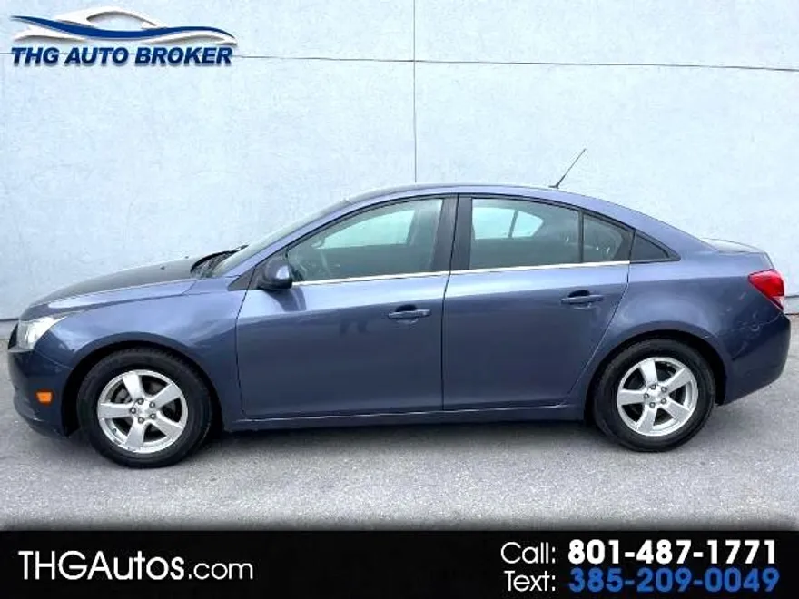 2013 Chevrolet Cruze LT photo 1