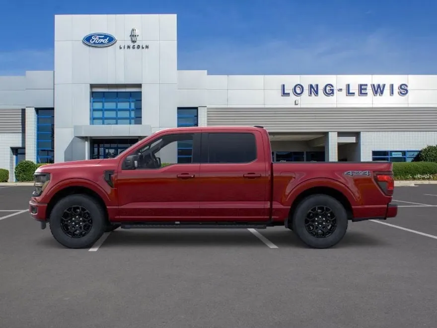 2025 Ford F-150 XLT photo 1