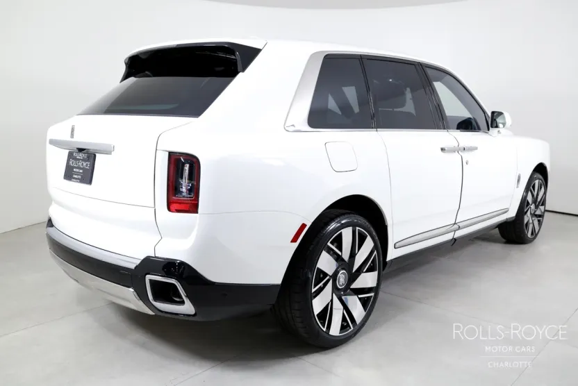 2026 Rolls Royce Cullinan RR photo 1