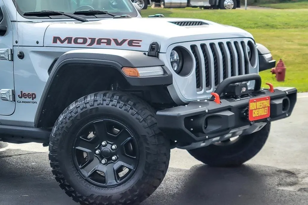 2022 Jeep Gladiator Mojave photo 1