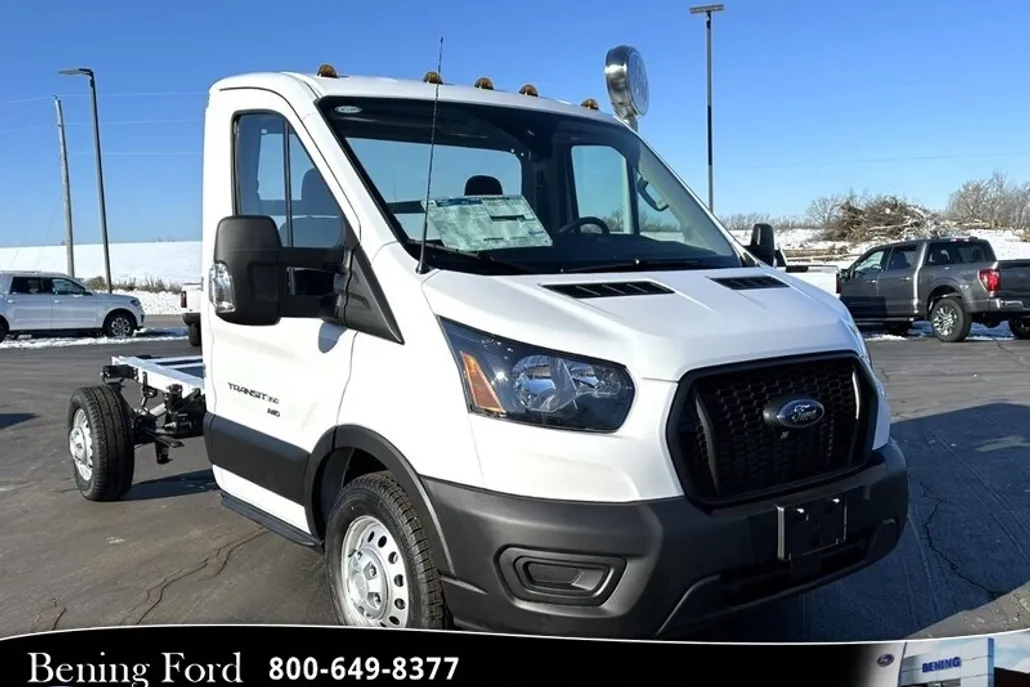 2024 Ford Transit Chassis Cutaway photo 1