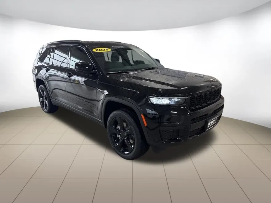 2025 Jeep Grand Cherokee Altitude X photo 1