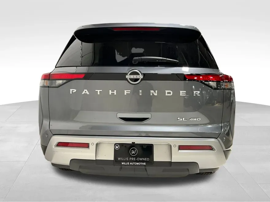 2023 Nissan Pathfinder SL photo 1