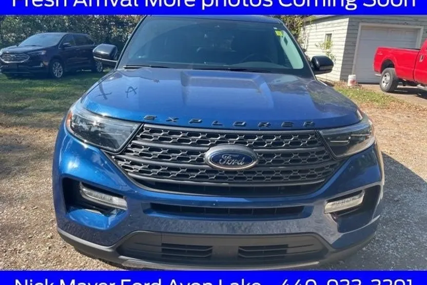 2022 Ford Explorer XLT photo 1