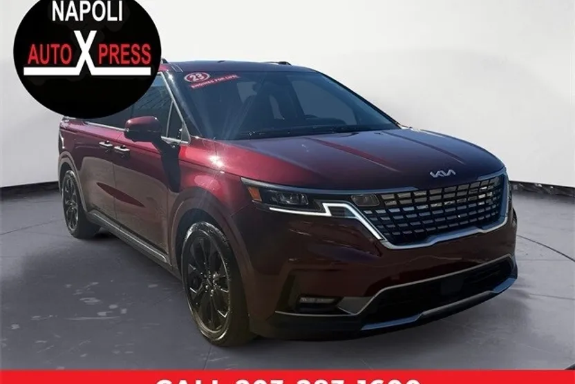 2023 Kia Carnival SX Prestige photo 1