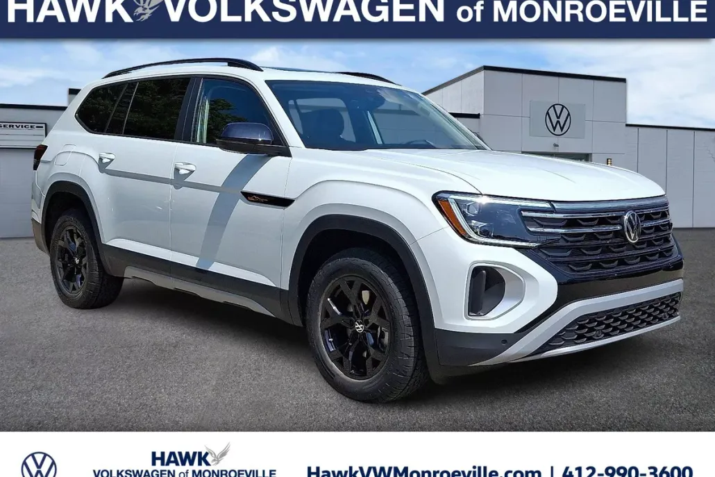 2025 Volkswagen Atlas Peak Edition SE photo 1