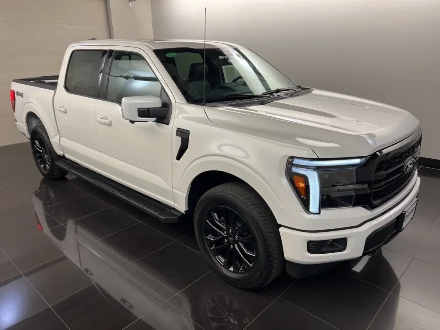 2025 Ford F-150 Lariat photo 1