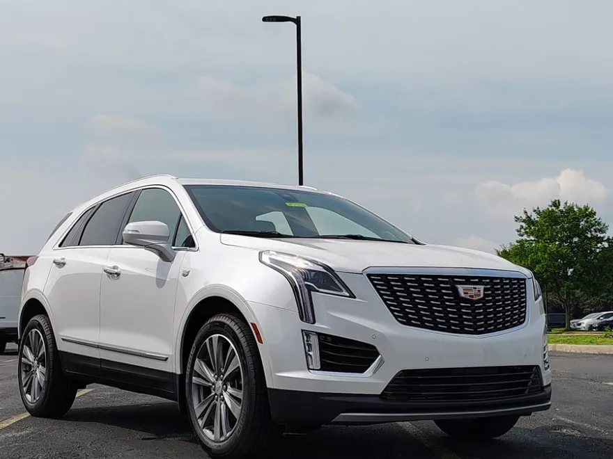 2025 Cadillac XT5 Premium Luxury photo 1