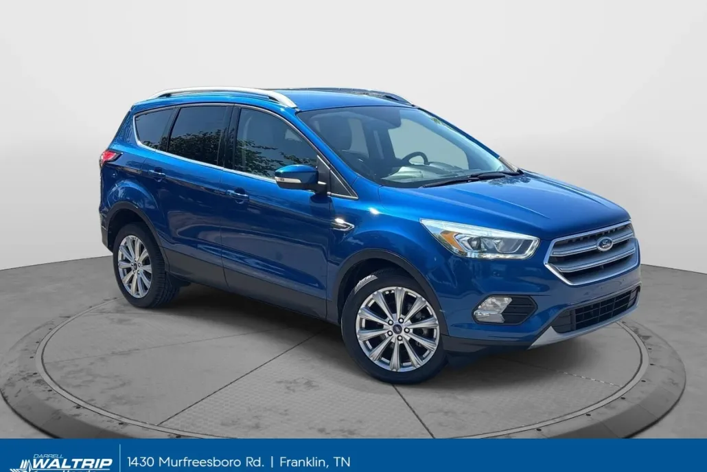 2017 Ford Escape Titanium photo 1