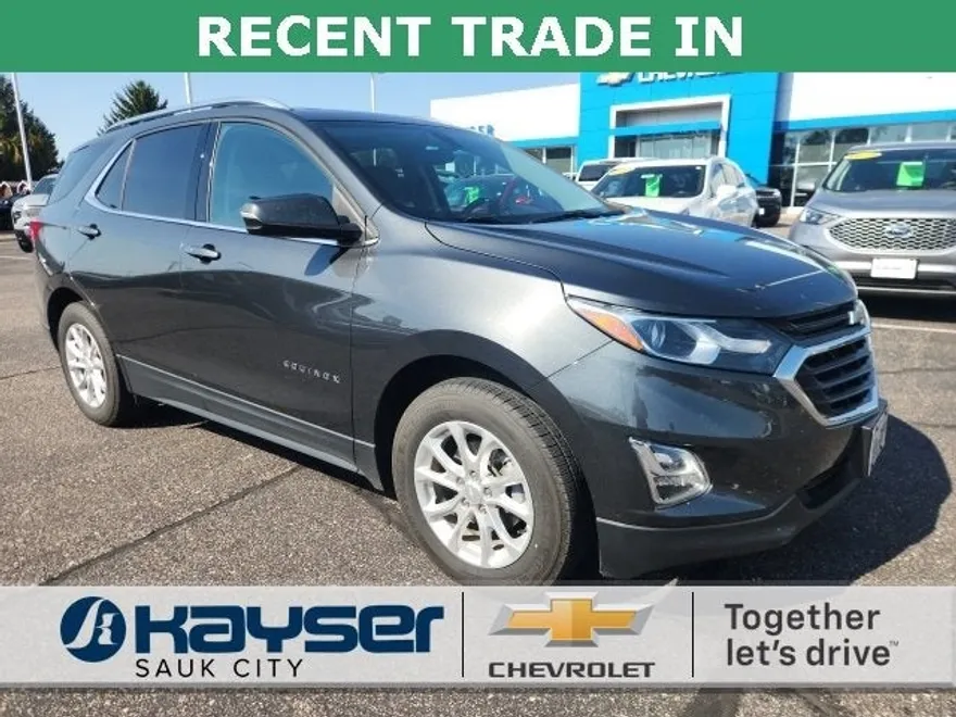 2018 Chevrolet Equinox LT photo 1