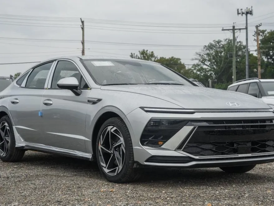 2026 Hyundai Sonata SEL Sport photo 1