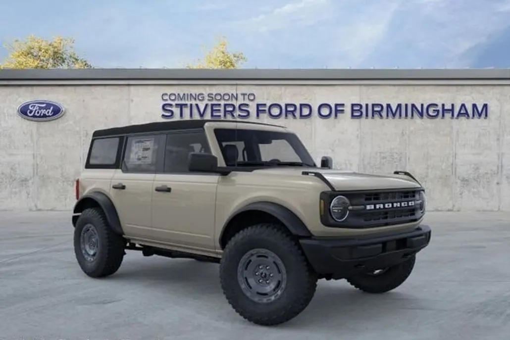 2025 Ford Bronco Base photo 1