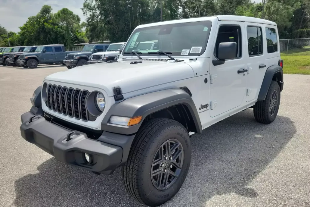 2025 Jeep Wrangler Sport S photo 1