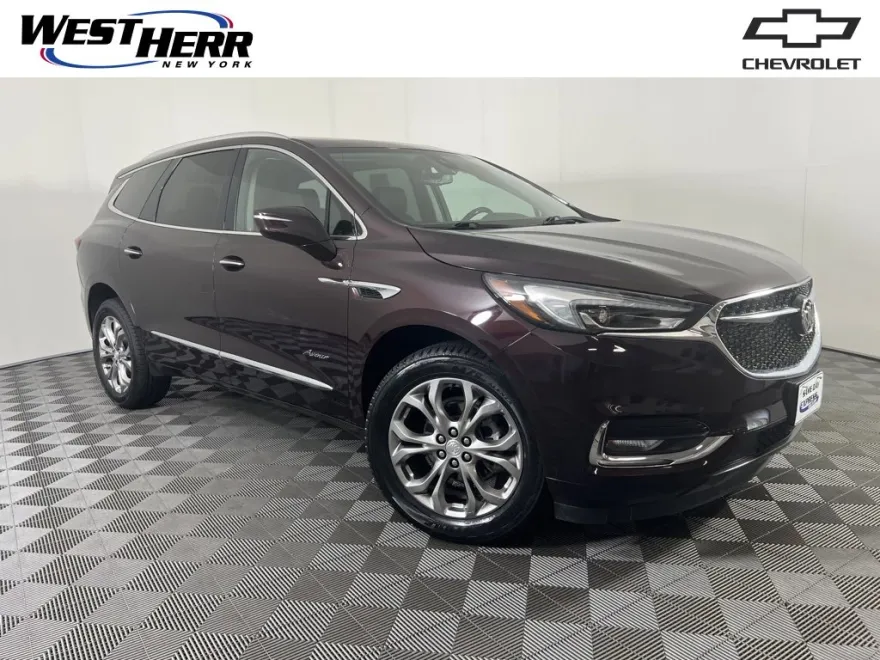 2021 Buick Enclave Avenir photo 1