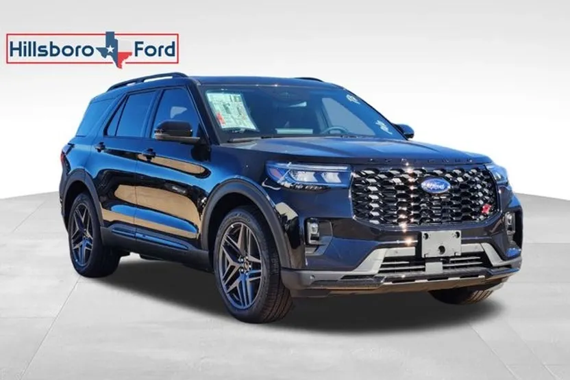 2025 Ford Explorer ST photo 1