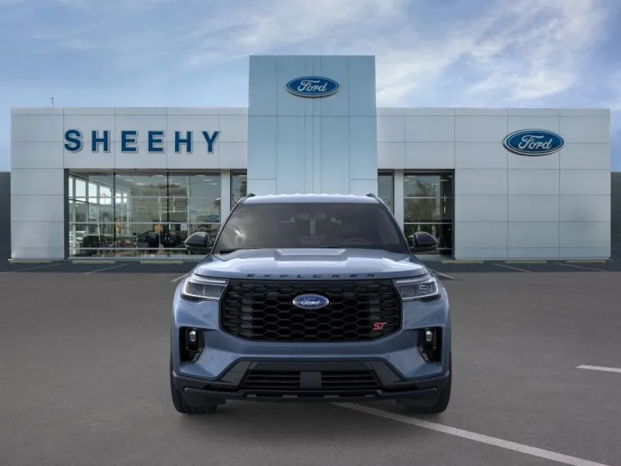 2025 Ford Explorer ST photo 1