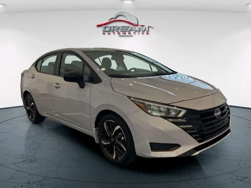 2025 Nissan Versa SR photo 1