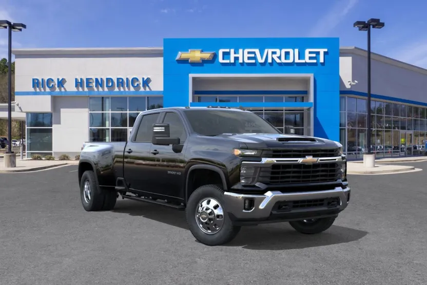 2026 Chevrolet Silverado 3500HD LT photo 1