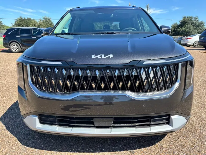 2026 Kia Carnival EX photo 1