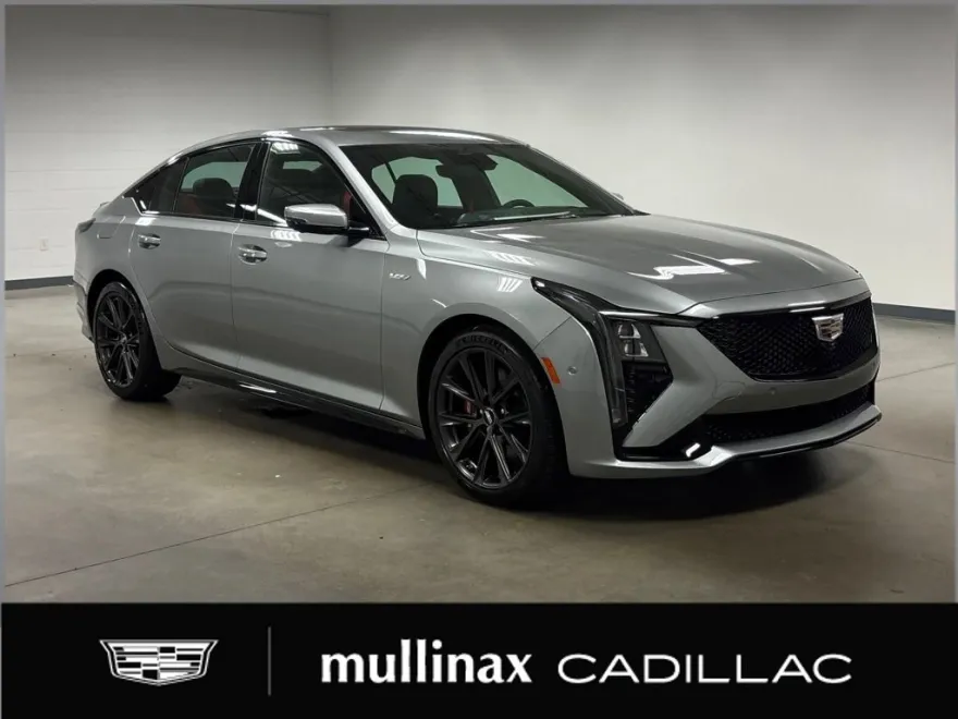 2026 Cadillac CT5 V photo 1