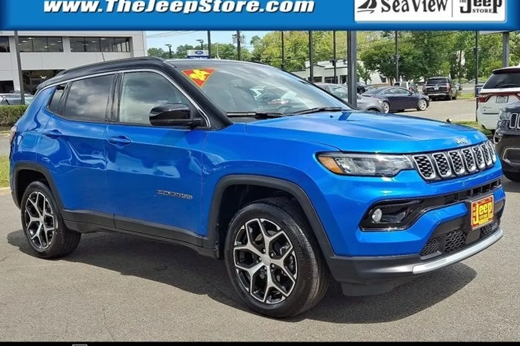 2024 Jeep Compass Limited photo 1