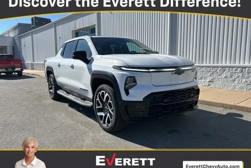 2024 Chevrolet Silverado EV RST photo 1