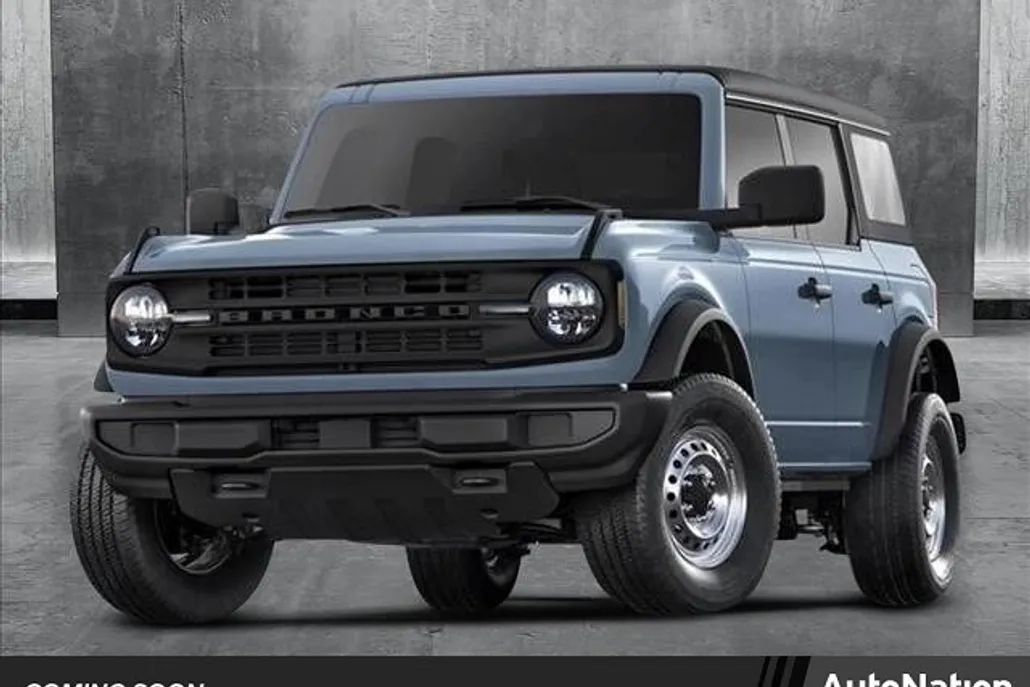 2025 Ford Bronco Base photo 1