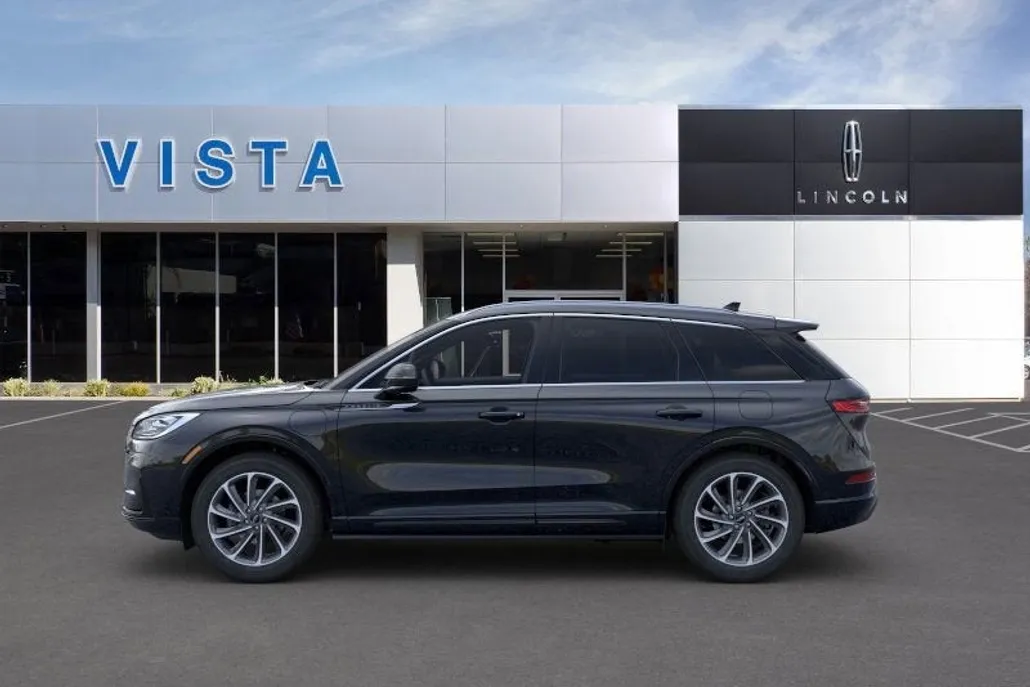 2024 Lincoln Corsair Grand Touring photo 1