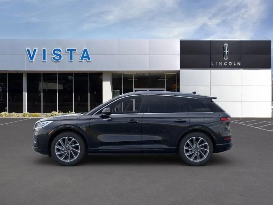 2024 Lincoln Corsair Grand Touring photo 1