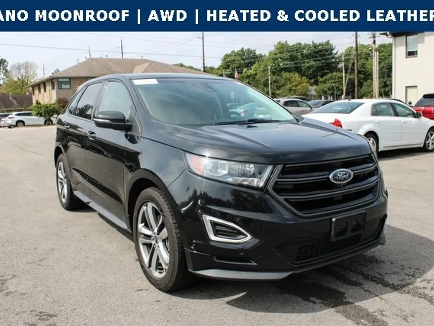 2015 Ford Edge Sport photo 1
