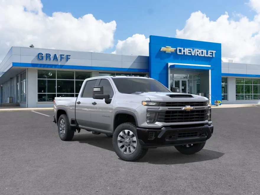 2025 Chevrolet Silverado 2500HD Custom photo 1