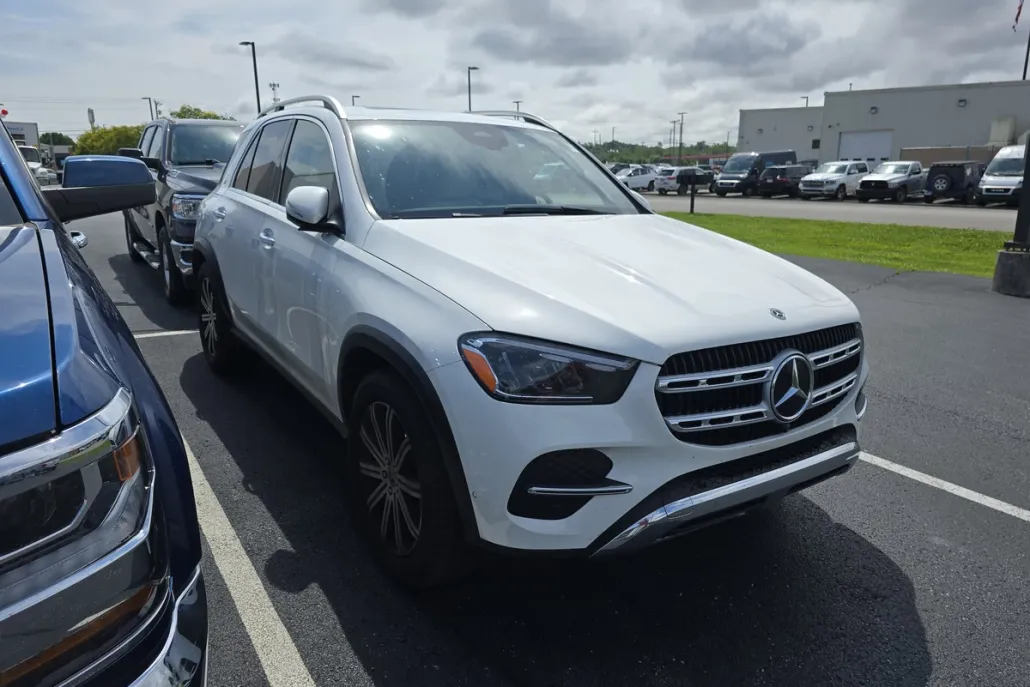 2024 Mercedes Benz GLE 350 4MATIC photo 1