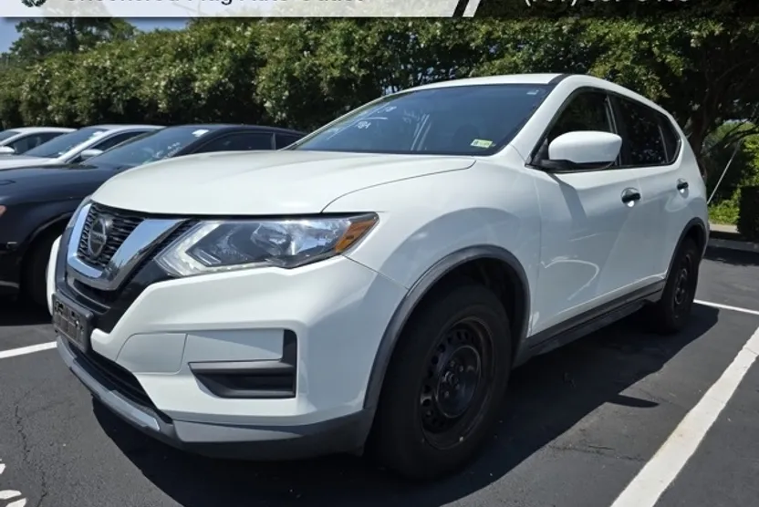 2018 Nissan Rogue S photo 1