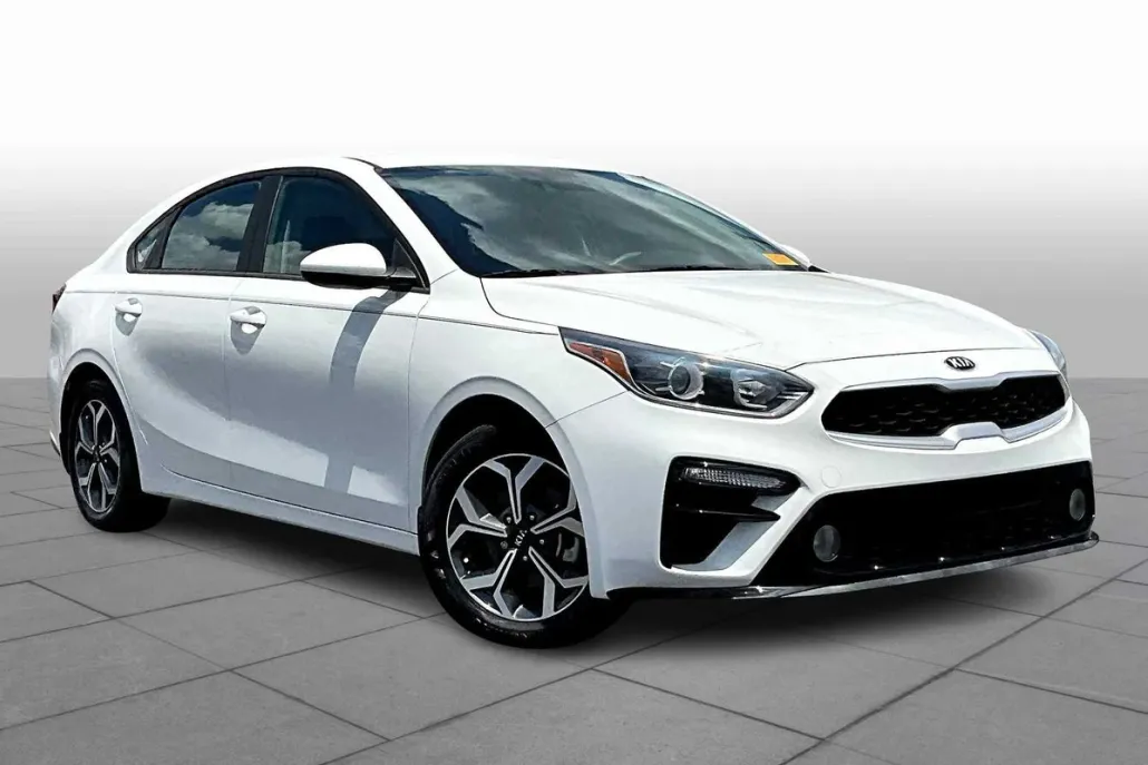 2021 Kia Forte LXS photo 1