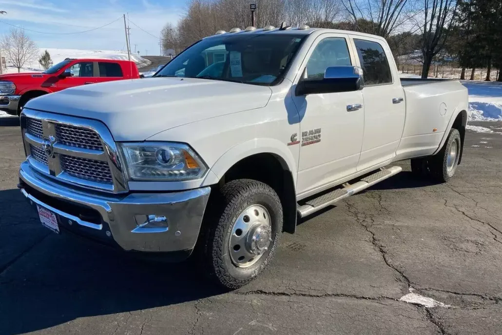 2016 Ram 3500 Laramie photo 1