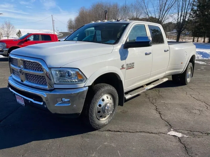 2016 Ram 3500 Laramie photo 1